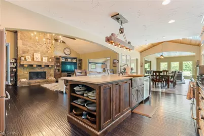 7912 Greenwich Boulevard NW, Massillon, OH 44646 - Photo 8