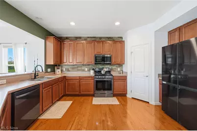 36150 Harbor Drive, North Ridgeville, OH 44039 - Photo 16