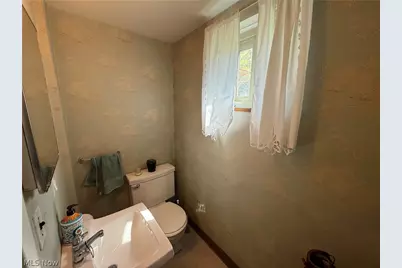 5931 Mayberry Avenue, Mayfield Heights, OH 44124 - Photo 22