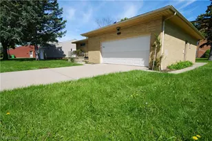 5931 Mayberry Ave, Mayfield Heights, OH 44124 - Photo 38
