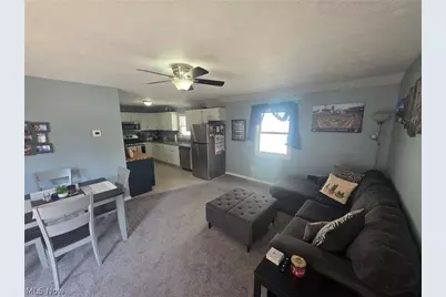 908 Bellevue Drive, Willoughby, OH 44094 - Photo 2