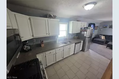 908 Bellevue Drive, Willoughby, OH 44094 - Photo 6