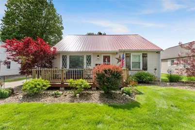 1109 Ellwood Avenue SW, Canton, OH 44710 - Photo 1