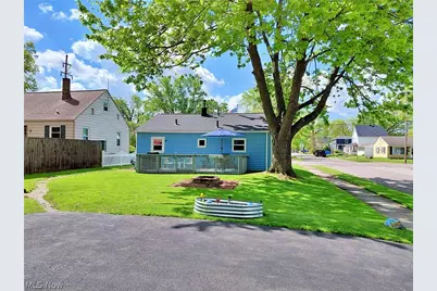 700 Clark Street, Elyria, OH 44035 - Photo 16