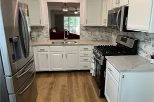 33992 Sunflower Ln, North Ridgeville, OH 44039 - Photo 8