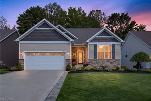 7802 Hunting Lake Dr, Painesville, OH 44077 - Photo 2