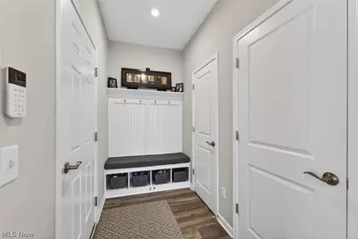 7802 Hunting Lake Drive, Painesville, OH 44077 - Photo 16