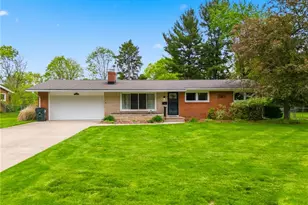 910 Marquardt Ave NW, North Canton, OH 44720 - Photo 2