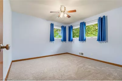 910 Marquardt Avenue NW, North Canton, OH 44720 - Photo 14