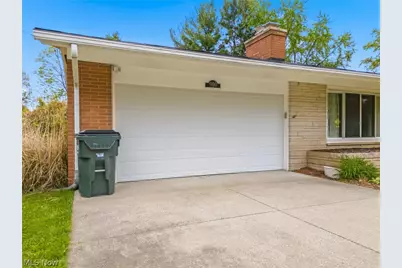 910 Marquardt Avenue NW, North Canton, OH 44720 - Photo 4