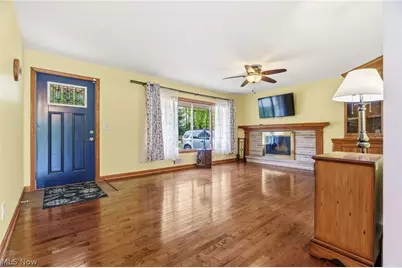 910 Marquardt Avenue NW, North Canton, OH 44720 - Photo 8