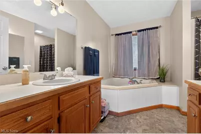 1741 Wales Road NE, Massillon, OH 44646 - Photo 20