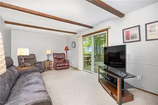 8152 Twin Oaks Dr, Grandview Heights, OH 44147 - Photo 10