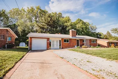 301 Bohl Drive, Marietta, OH 45750 - Photo 2
