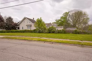1151 Harpster Ave, Akron, OH 44314 - Photo 1