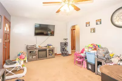1761 Shaw Avenue, Akron, OH 44305 - Photo 4