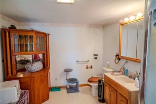 1806 Rayon Dr, Parkersburg, WV 26101 - Photo 16