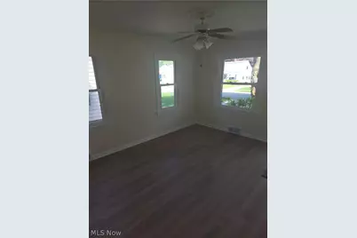 725 Pasadena Avenue, Youngstown, OH 44502 - Photo 16