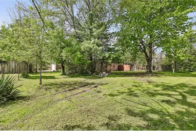 13760 Albion Road, Strongsville, OH 44136 - Photo 10
