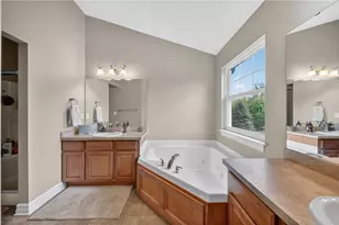 103 Walden Ridge Dr, Hinckley, OH 44233 - Photo 28
