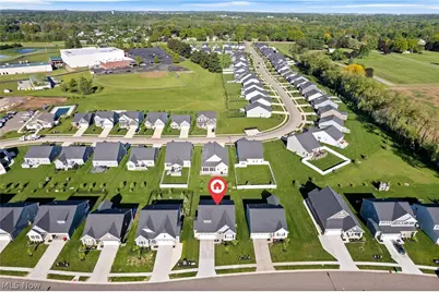 6877 Harrington Court, Canton, OH 44721 - Photo 2