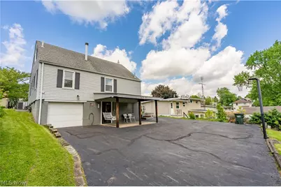 814 Lakeview Avenue NW, Canton, OH 44708 - Photo 2