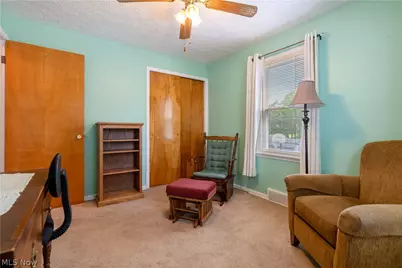 814 Lakeview Avenue NW, Canton, OH 44708 - Photo 18