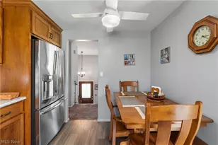 4506 Honeysuckle Dr, Green, OH 44720 - Photo 12
