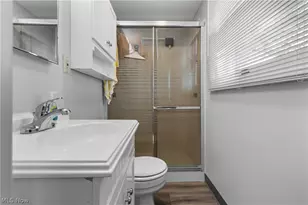 4506 Honeysuckle Dr, Green, OH 44720 - Photo 16