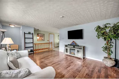 8194 Overwood Avenue NW, North Canton, OH 44720 - Photo 6
