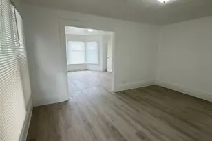 767 E 105th St, Loveland, OH 44108 - Photo 16