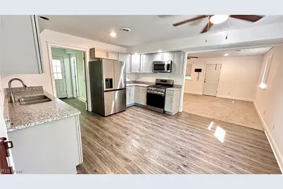 451 Morrell Avenue, Painesville Twp, OH 44077 - Photo 6