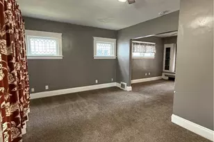 461 E 147th St, Loveland, OH 44110 - Photo 2