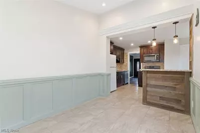 325 E 326th Street, Willowick, OH 44095 - Photo 10