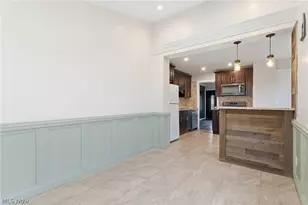 325 E 326th St, Willowick, OH 44095 - Photo 10
