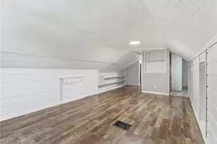 325 E 326th St, Willowick, OH 44095 - Photo 22