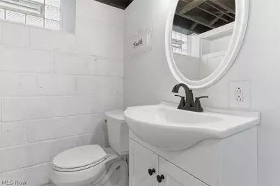 325 E 326th Street, Willowick, OH 44095 - Photo 30