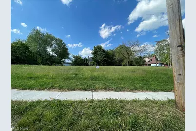 14801 Woodworth Road, Loveland, OH 44112 - Photo 2