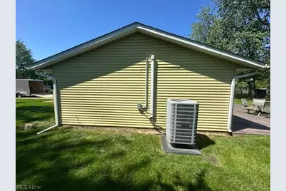 454 Oaknoll Drive, Amherst, OH 44001 - Photo 20