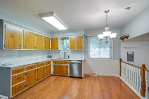 6723 Edgemoor Ave, Solon, OH 44139 - Photo 10