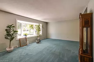 6723 Edgemoor Ave, Solon, OH 44139 - Photo 4