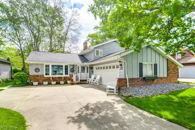 6723 Edgemoor Avenue, Solon, OH 44139 - Photo 2