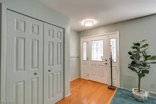 6723 Edgemoor Ave, Solon, OH 44139 - Photo 2
