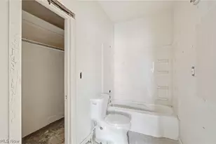 6511 Fullerton Ave, Loveland, OH 44105 - Photo 14