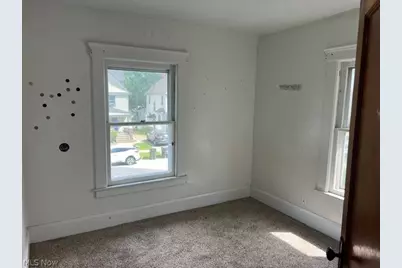 335 Oxford Avenue, Elyria, OH 44035 - Photo 8