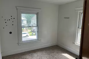 335 Oxford Ave, Elyria, OH 44035 - Photo 8