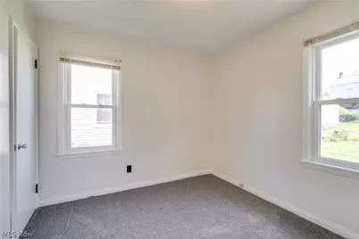 1701 Brown Street, Akron, OH 44301 - Photo 8