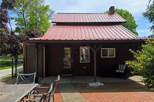 24936 Canal St, East Rochester, OH 44625 - Photo 10