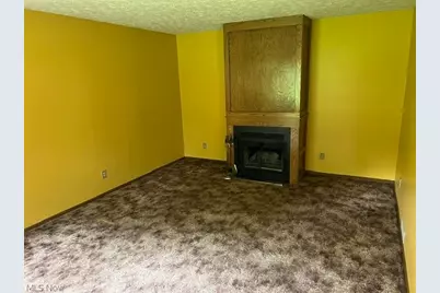 1505 Democracy Drive NW, North Canton, OH 44720 - Photo 8