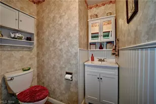1017 Kaderly St NW, New Philadelphia, OH 44663 - Photo 18